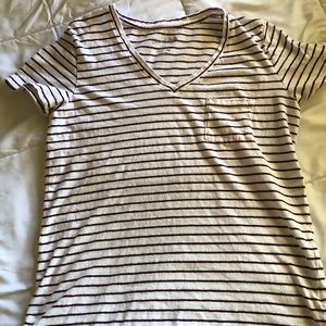 Universal Thread Striped Pocket V Neck Tee